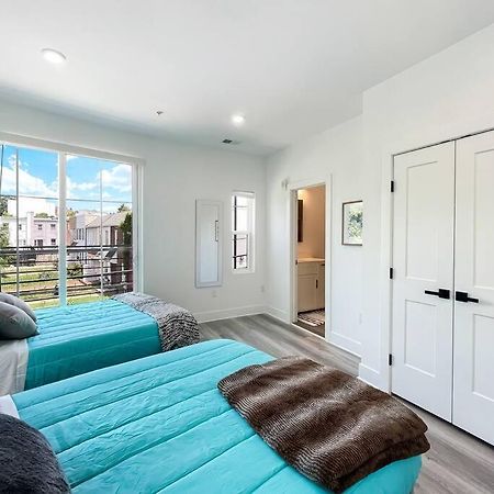Central Dc Apt , City Skyline View , Close To All Washington Bagian luar foto