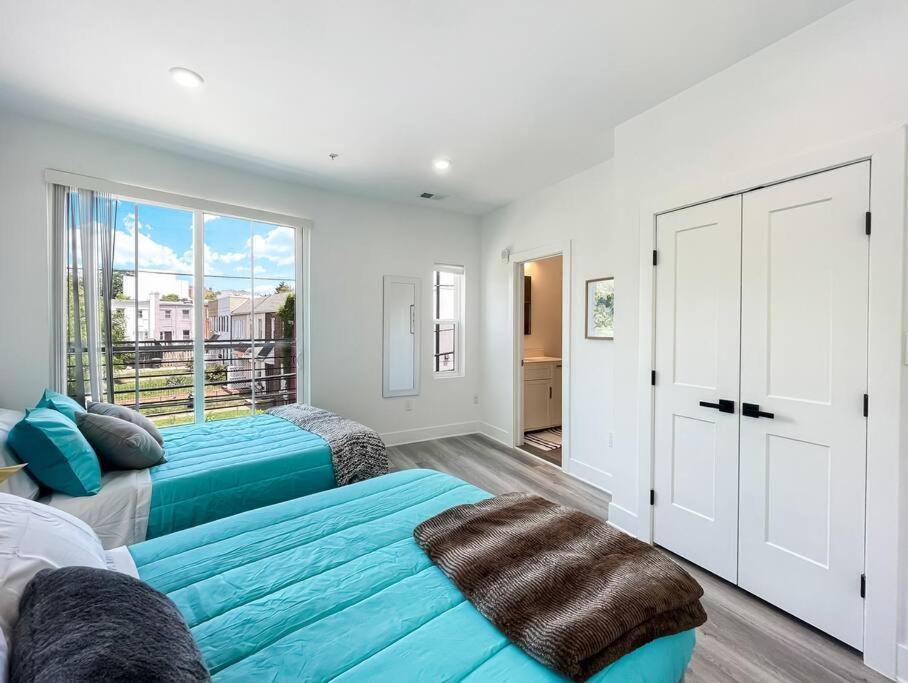 Central Dc Apt , City Skyline View , Close To All Washington Bagian luar foto